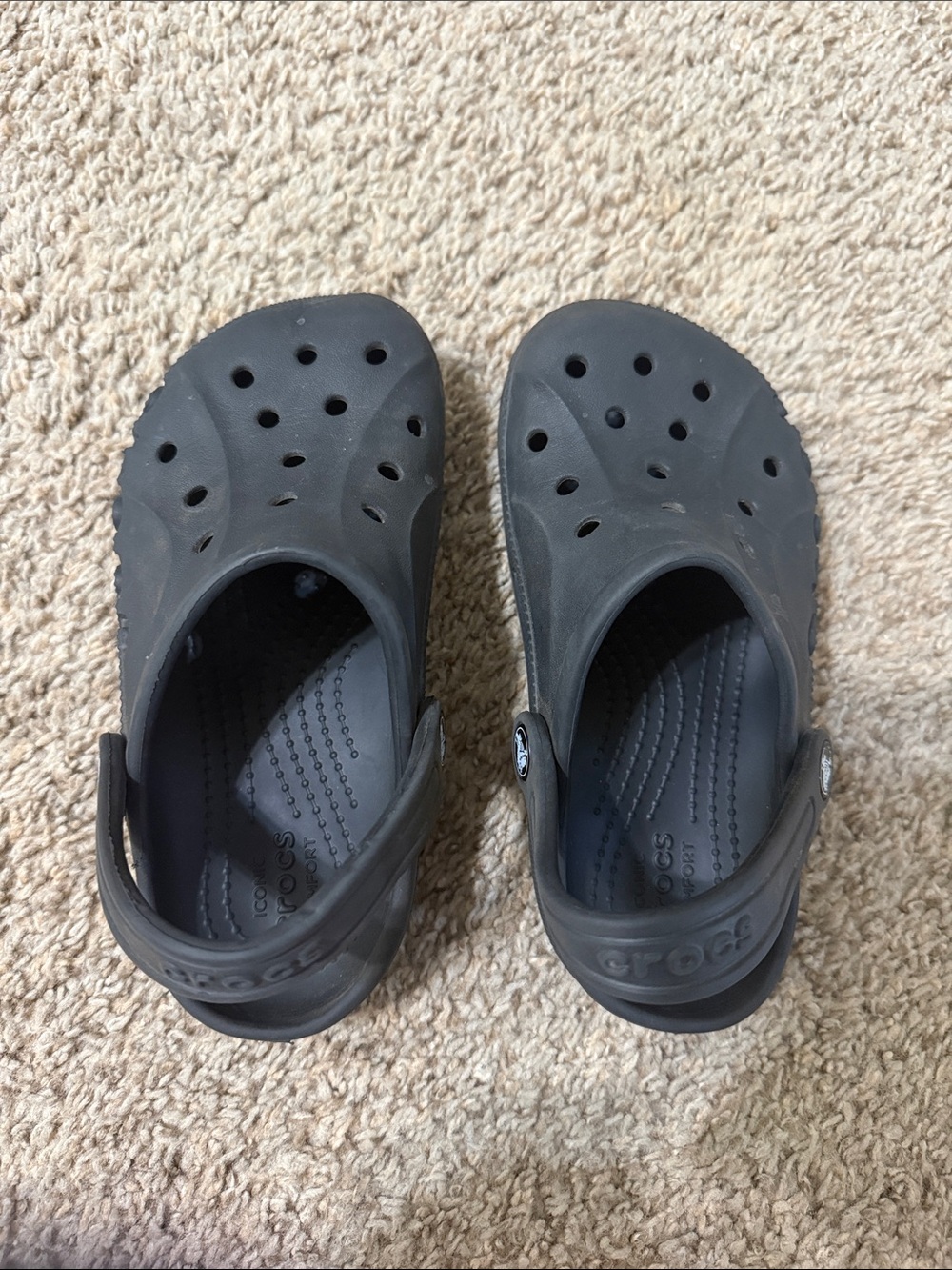 CROCS Kids Classic Clog in Charcoal Gray